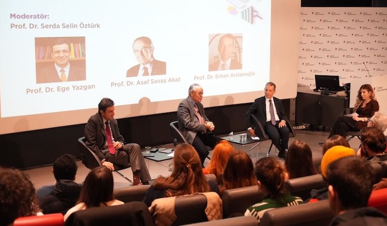 2026 Türkiye Ekonomisi Yol Ayrımında